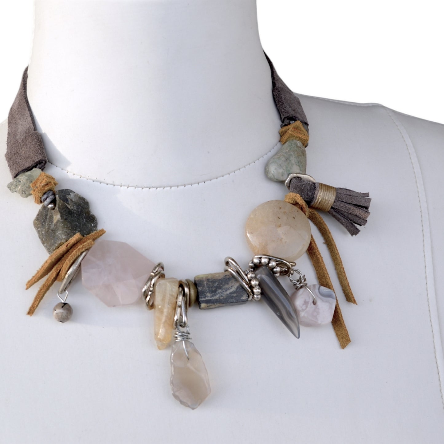 Deri Detaylı Doğal Taş Kolye