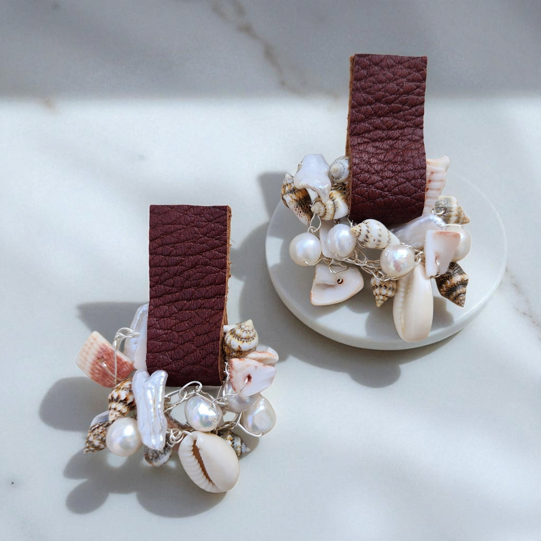 Leather Earrings with Seashells and Pearls