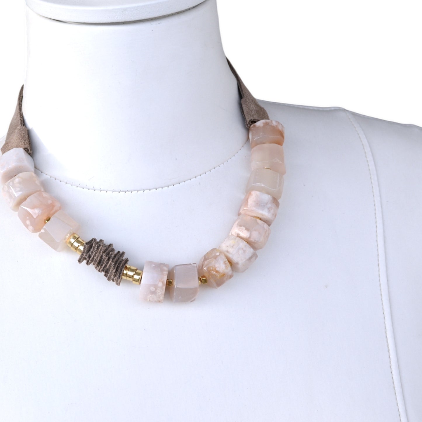 Akik Taşlı Deri Kolye