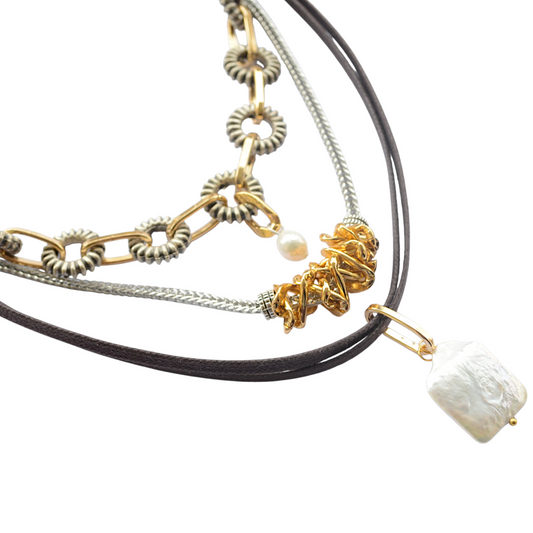 İnci Detaylı Kahverengi İp Kolye