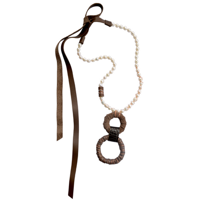 Kahverengi Derili İnci Kolye