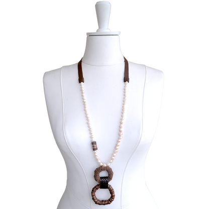 Kahverengi Derili İnci Kolye