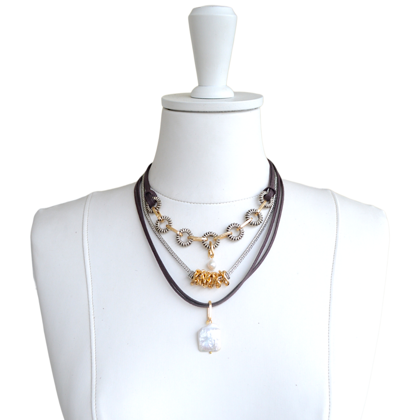 İnci Detaylı Kahverengi İp Kolye