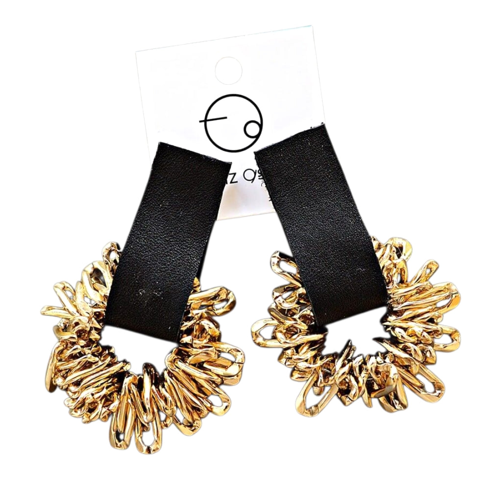 Altın Rengi Metalli Siyah Deri Küpe